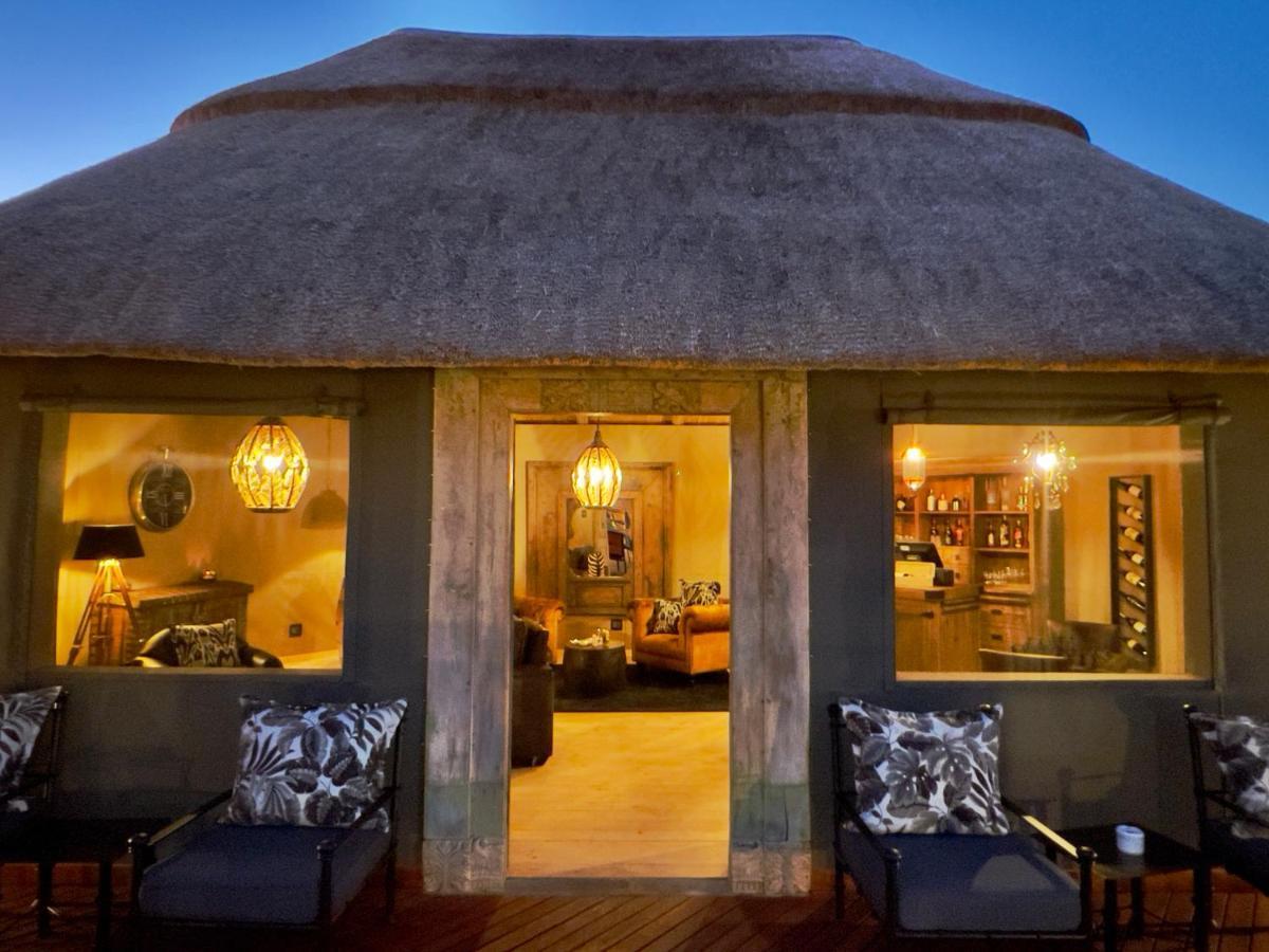 Kalahari Red Dunes Lodge Kalkrand Екстериор снимка