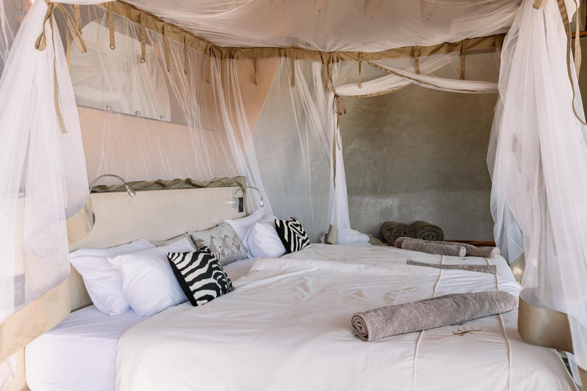 Kalahari Red Dunes Lodge Kalkrand Екстериор снимка